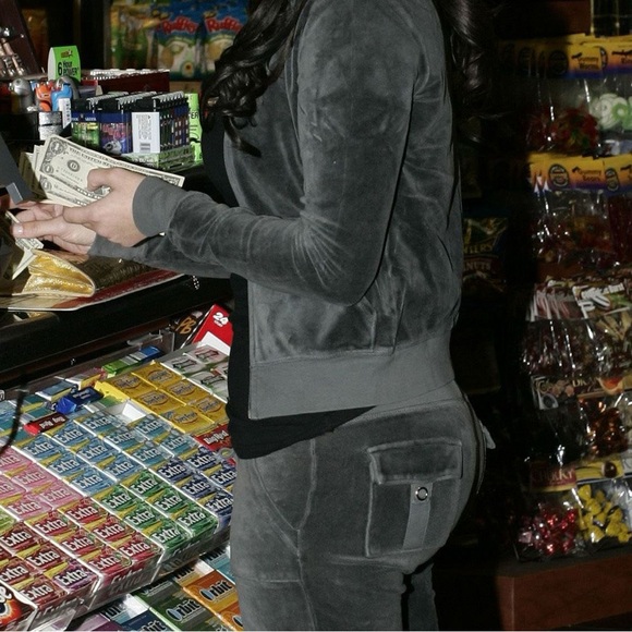 ISO JUICY COUTURE TRACKSUIT - Picture 5 of 10